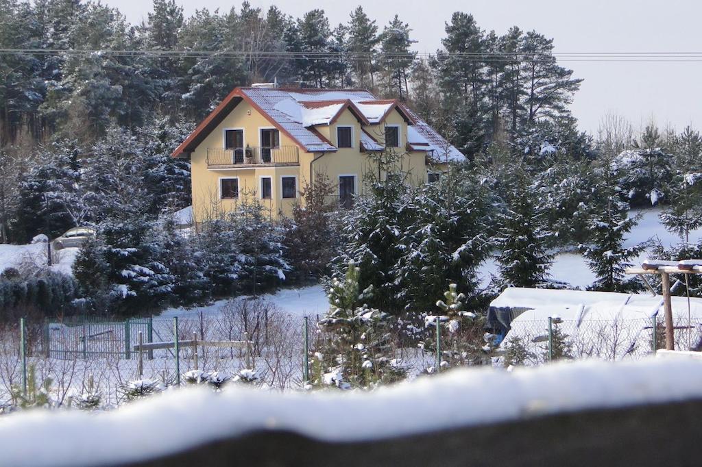 Gosciniec Nad Stawem Villa ชทิตโน ภายนอก รูปภาพ